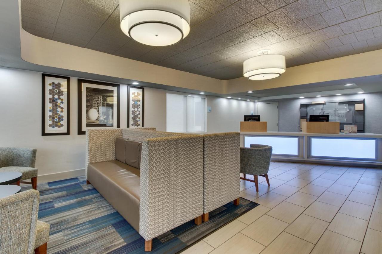 Holiday Inn Express Pittston - Scranton Airport By Ihg ภายนอก รูปภาพ